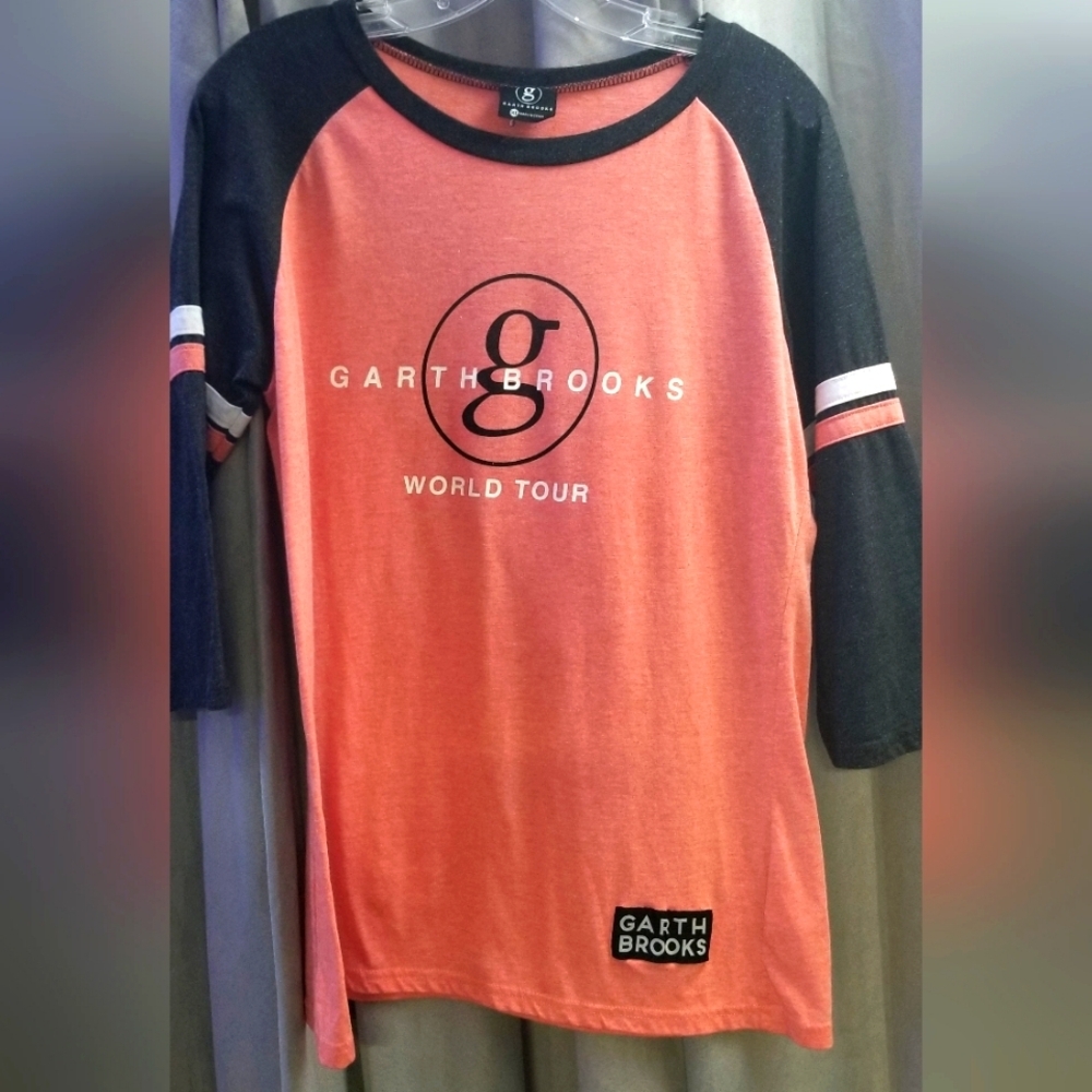 Garth Brooks World Tour Shirt